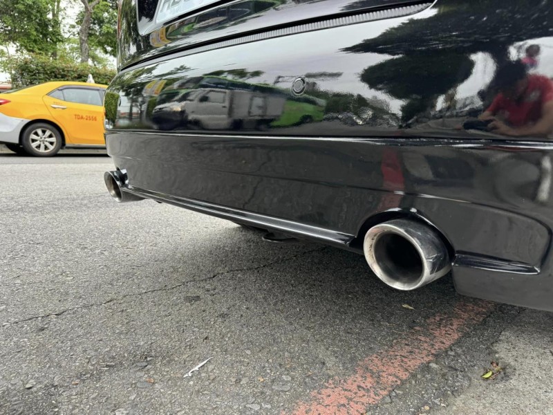 Audi  A4 金鑽店~超優質的代步車來囉！2004年式奧迪A4渦輪增壓1.8T 只賣10多萬！車況和內裝都顧得非常漂亮！ | 新北市汽車商業同業公會｜TACA優良車商聯盟｜中古、二手車買車賣車公會認證保固