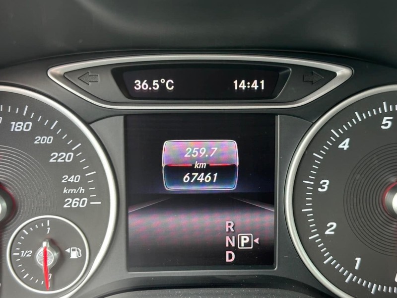 Mercedes-Benz/賓士   B-CLASS  B180 金鑽店~總代理B180白 原廠保養 里程保證只跑6萬多公里 小改款 免鑰啟動 後座出風口 定速 自動停車 循跡防滑 9安 主動式安全防護系統 胎壓監控 等多樣配備！ | 新北市汽車商業同業公會｜TACA優良車商聯盟｜中古、二手車買車賣車公會認證保固