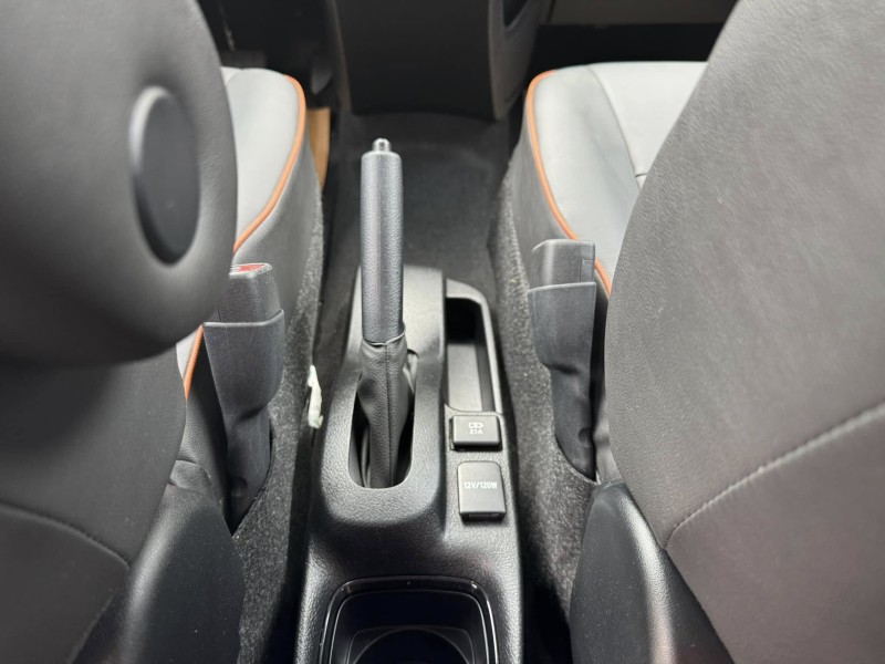 Toyota  SIENTA 金鑽店~SIENTA 1.8 雙電滑門 車道偏離 變換輔助系統 AEB自動緊急煞車系統 遠光燈自動控制 胎壓監控 斜坡起步輔助 循跡防滑 8安 免鑰啟動車門鎖 定速 光感應頭燈 電動摺疊後視鏡 盲點偵測 藍芽通訊 方向盤快控鍵 恆溫空調 後座出風口 粉塵過濾器 LED日行燈 等多項配備！ | 新北市汽車商業同業公會｜TACA優良車商聯盟｜中古、二手車買車賣車公會認證保固