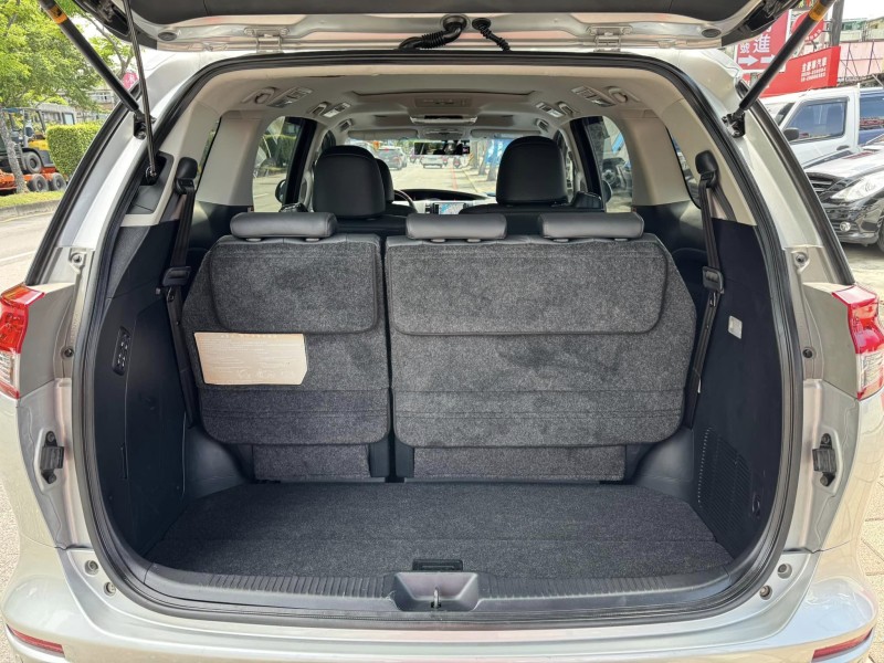 Toyota  Previa 金鑽店~PREVIA 3.5旗艦版 大馬力 主要配備有，全景天窗 循跡防滑 斜坡起步輔助 7安 免鑰啟動車門鎖 定速 導航 倒車影像 光感應頭燈 雙電動滑門 電動尾門 電動摺疊後視鏡 後座影音 後座出風口 分區恆溫空調 電動座椅 電熱椅 粉塵過濾器 HID頭燈 等多項配備！ | 新北市汽車商業同業公會｜TACA優良車商聯盟｜中古、二手車買車賣車公會認證保固