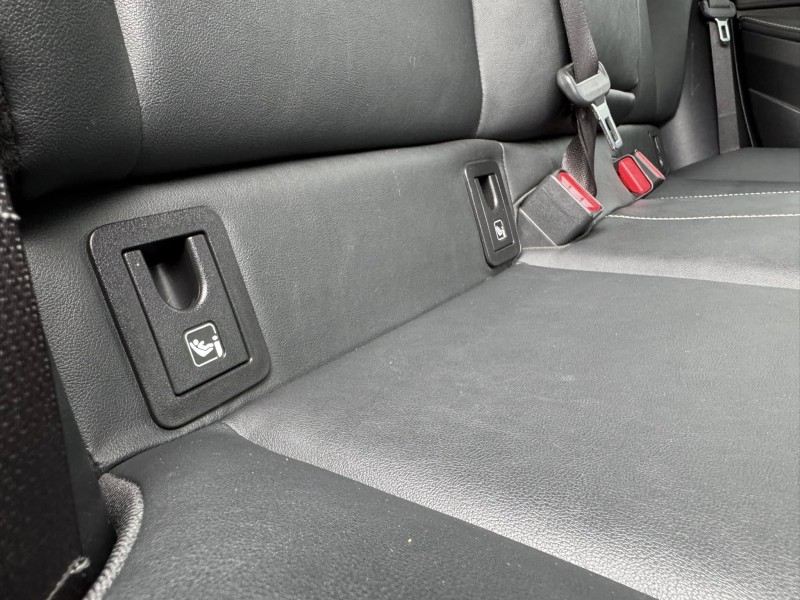 Toyota  Altis 金鑽店~ALTIS油電 里程保證只跑3萬多公里!! 車況超優 主要配備有，ACC自動跟車升級全速域 車道偏離 車道變換 車道維持 循跡防滑 斜坡起步輔助 AEB自動煞停 遠光燈自動控制 胎壓監控 9安 免鑰啟動車門鎖 定速 盲點偵測 安卓機 導航 倒車影像 恆溫空調 粉塵過濾器 後座出風口 LED日行燈 等超多項配備！ | 新北市汽車商業同業公會｜TACA優良車商聯盟｜中古、二手車買車賣車公會認證保固