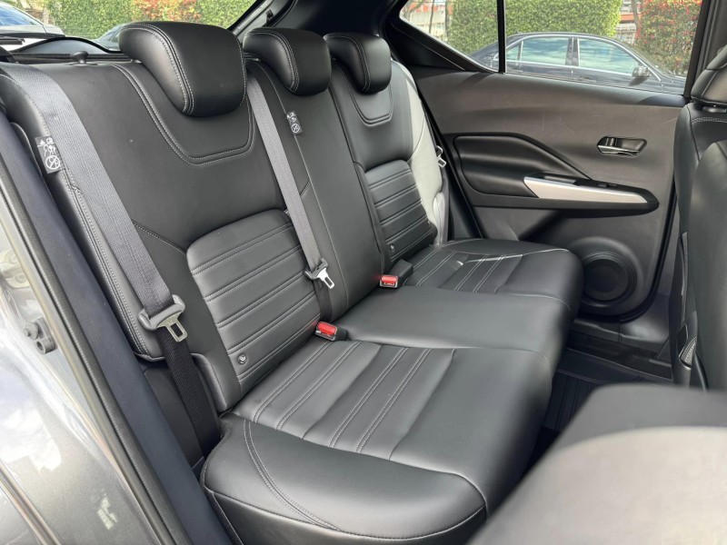 Nissan  Kicks 金鑽店~ Kicks 1.5 智行旗艦版 主要配備有 車道偏離警示 車道變換輔助 AEB自動緊急煞車 遠光燈自動控制 胎壓監控 斜坡起步輔助 循跡防滑 6安 免鑰啟動車門鎖 定速 倒車影像輔助 360度環景影像 光感應頭燈 電動摺疊後視鏡 選配前後行車記錄器 導航 Apple CarPlay 恆溫空調 粉塵過濾器 LED頭燈 車頂行李架 空力套件 等超多項配備！ | 新北市汽車商業同業公會｜TACA優良車商聯盟｜中古、二手車買車賣車公會認證保固
