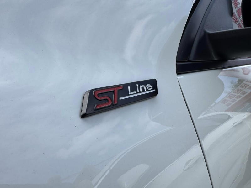Ford/福特  Kuga 金鑽店~Kuga  ST-Line AWD 2.0 新車價120幾萬 6大系統 原廠保固中 里程保證只跑3萬多公里！主要配備有，ACC主動跟車 車道維持輔助 車道變換輔助 車道偏離警示 循跡防滑 斜坡起步輔助 AEB自動緊急煞車 7安 遠光燈自動控制 胎壓監控 免鑰啟動車門鎖 定速 360度環景影像 雨滴感應雨刷 光感應頭燈 全景天窗 電動尾門 HUD抬頭顯示器 電動摺疊後視鏡 導航 換檔撥片 分區恆溫空調 粉塵過濾器 電動座椅 後座出風口 雙前座跑車座椅 LED頭燈 尾燈 日行燈 主動轉向燈 空力套件  | 新北市汽車商業同業公會｜TACA優良車商聯盟｜中古、二手車買車賣車公會認證保固