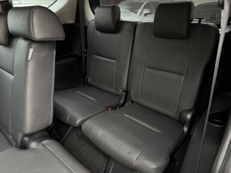 Toyota  SIENTA 金鑽店~SIENTA 1.8 正7人座 雙電動滑門 車道變換輔助系統 倒車影像 胎壓監控 斜坡起步輔助 循跡防滑 8安 免鑰啟動車門鎖 定速 光感應頭燈 電動摺疊後視鏡 盲點偵測 藍芽通訊 方向盤快控鍵 恆溫空調 後座出風口 粉塵過濾器 LED日行燈 等多項配備！ | 新北市汽車商業同業公會｜TACA優良車商聯盟｜中古、二手車買車賣車公會認證保固