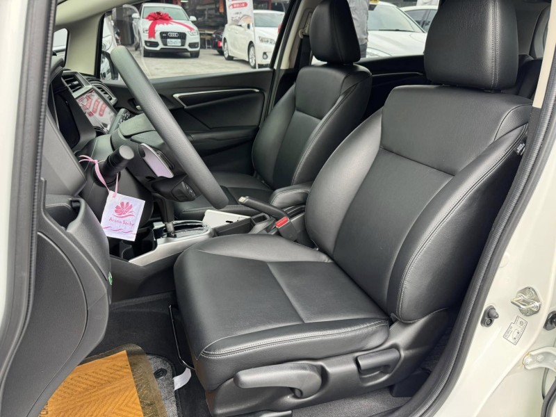 Honda  FIT 金鑽店~FIT 1.5頂級S版 ㄧ手車 里程保證4萬多公里 循跡防滑 胎壓監控 斜坡起步輔助 6安 免鑰啟動車門鎖 定速 恆溫空調 換檔撥片 原廠多功能大螢幕 導航 倒車影像 等多項配備！ | 新北市汽車商業同業公會｜TACA優良車商聯盟｜中古、二手車買車賣車公會認證保固