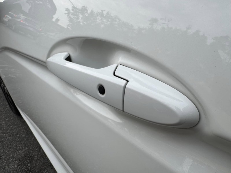 Honda  FIT 金鑽店~FIT 1.5頂級S版 ㄧ手車 里程保證4萬多公里 循跡防滑 胎壓監控 斜坡起步輔助 6安 免鑰啟動車門鎖 定速 恆溫空調 換檔撥片 原廠多功能大螢幕 導航 倒車影像 等多項配備！ | 新北市汽車商業同業公會｜TACA優良車商聯盟｜中古、二手車買車賣車公會認證保固