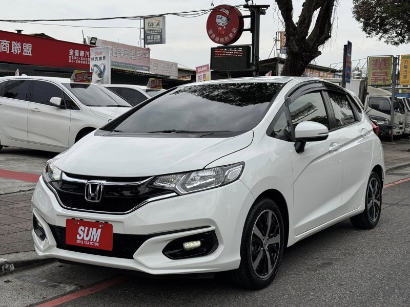 Honda  FIT 金鑽店~FIT 1.5頂級S版 ㄧ手車 里程保證4萬多公里 循跡防滑 胎壓監控 斜坡起步輔助 6安 免鑰啟動車門鎖 定速 恆溫空調 換檔撥片 原廠多功能大螢幕 導航 倒車影像 等多項配備！ | 新北市汽車商業同業公會｜TACA優良車商聯盟｜中古、二手車買車賣車公會認證保固