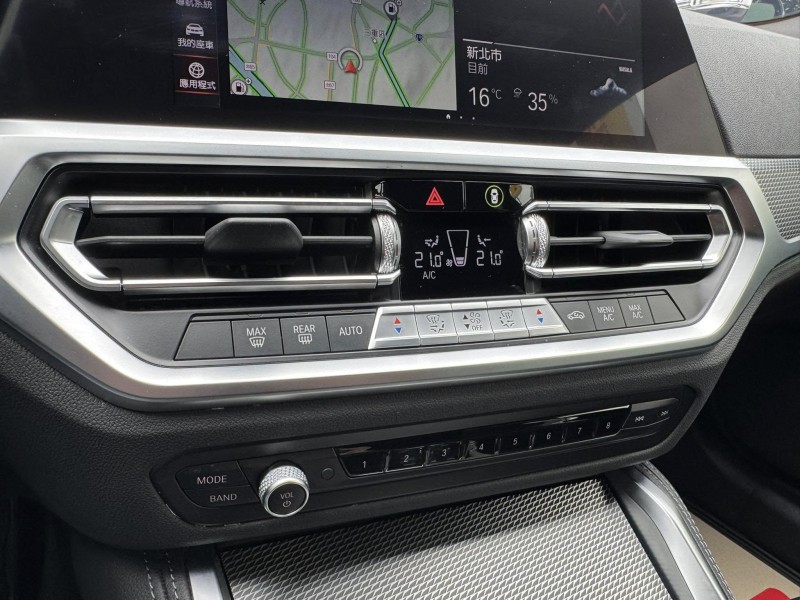BMW/ 寶馬  4 SERIES  420i M Sport 金鑽店~BMW總代理420i M-Sport  G26 白 認證車履約保證！主要配備有，ACC主動跟車 車道維持 變換 輔助 偏離警示 循跡防滑 斜坡起步 AEB自動煞停 8安 胎壓監控 免鑰啟動車門鎖 定速 360度環景影像 自動停車 光感應頭燈 雨滴感應雨刷 電動摺疊後視鏡 選配HUD抬頭顯示器 分區恆溫空調 換檔撥片 粉塵過濾器 雙前座跑車座椅 雙電動座椅 後座出風口 LED頭燈 尾燈 日行燈 空力套件 導航 Apple CarPlay 等超多項配備！ | 新北市汽車商業同業公會｜TACA優良車商聯盟｜中古、二手車買車賣車公會認證保固