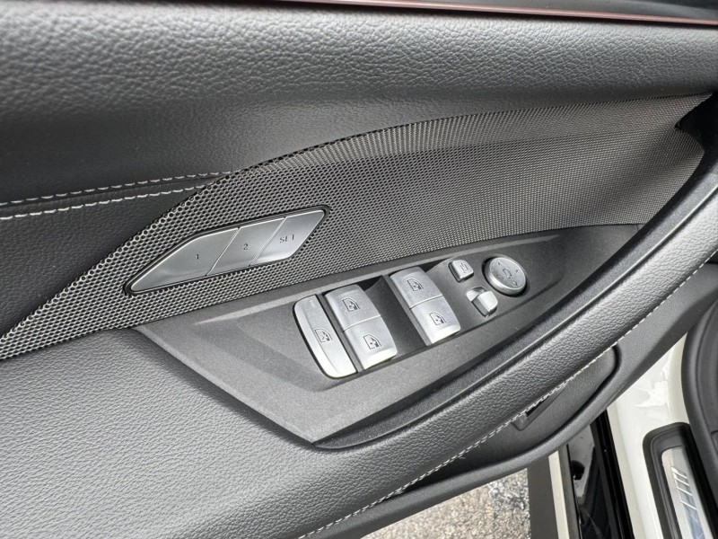 BMW/ 寶馬  4 SERIES  420i M Sport 金鑽店~BMW總代理420i M-Sport  G26 白 認證車履約保證！主要配備有，ACC主動跟車 車道維持 變換 輔助 偏離警示 循跡防滑 斜坡起步 AEB自動煞停 8安 胎壓監控 免鑰啟動車門鎖 定速 360度環景影像 自動停車 光感應頭燈 雨滴感應雨刷 電動摺疊後視鏡 選配HUD抬頭顯示器 分區恆溫空調 換檔撥片 粉塵過濾器 雙前座跑車座椅 雙電動座椅 後座出風口 LED頭燈 尾燈 日行燈 空力套件 導航 Apple CarPlay 等超多項配備！ | 新北市汽車商業同業公會｜TACA優良車商聯盟｜中古、二手車買車賣車公會認證保固