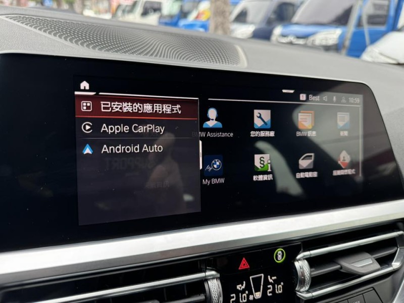 BMW/ 寶馬  4 SERIES  420i M Sport 金鑽店~BMW總代理420i M-Sport  G26 白 認證車履約保證！主要配備有，ACC主動跟車 車道維持 變換 輔助 偏離警示 循跡防滑 斜坡起步 AEB自動煞停 8安 胎壓監控 免鑰啟動車門鎖 定速 360度環景影像 自動停車 光感應頭燈 雨滴感應雨刷 電動摺疊後視鏡 選配HUD抬頭顯示器 分區恆溫空調 換檔撥片 粉塵過濾器 雙前座跑車座椅 雙電動座椅 後座出風口 LED頭燈 尾燈 日行燈 空力套件 導航 Apple CarPlay 等超多項配備！ | 新北市汽車商業同業公會｜TACA優良車商聯盟｜中古、二手車買車賣車公會認證保固