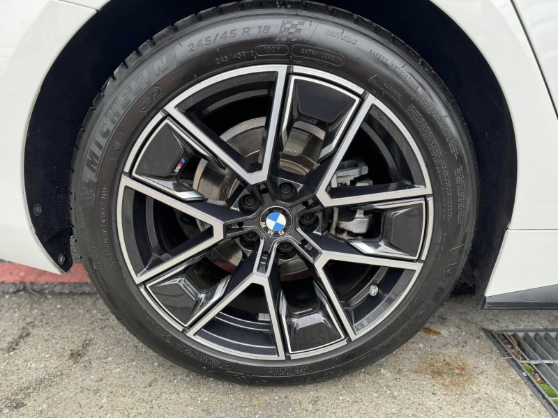 BMW/ 寶馬  4 SERIES  420i M Sport 金鑽店~BMW總代理420i M-Sport  G26 白 認證車履約保證！主要配備有，ACC主動跟車 車道維持 變換 輔助 偏離警示 循跡防滑 斜坡起步 AEB自動煞停 8安 胎壓監控 免鑰啟動車門鎖 定速 360度環景影像 自動停車 光感應頭燈 雨滴感應雨刷 電動摺疊後視鏡 選配HUD抬頭顯示器 分區恆溫空調 換檔撥片 粉塵過濾器 雙前座跑車座椅 雙電動座椅 後座出風口 LED頭燈 尾燈 日行燈 空力套件 導航 Apple CarPlay 等超多項配備！ | 新北市汽車商業同業公會｜TACA優良車商聯盟｜中古、二手車買車賣車公會認證保固