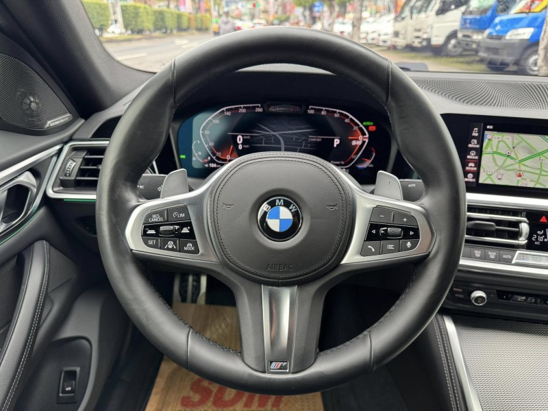 BMW/ 寶馬  4 SERIES  420i M Sport 金鑽店~BMW總代理420i M-Sport  G26 白 認證車履約保證！主要配備有，ACC主動跟車 車道維持 變換 輔助 偏離警示 循跡防滑 斜坡起步 AEB自動煞停 8安 胎壓監控 免鑰啟動車門鎖 定速 360度環景影像 自動停車 光感應頭燈 雨滴感應雨刷 電動摺疊後視鏡 選配HUD抬頭顯示器 分區恆溫空調 換檔撥片 粉塵過濾器 雙前座跑車座椅 雙電動座椅 後座出風口 LED頭燈 尾燈 日行燈 空力套件 導航 Apple CarPlay 等超多項配備！ | 新北市汽車商業同業公會｜TACA優良車商聯盟｜中古、二手車買車賣車公會認證保固
