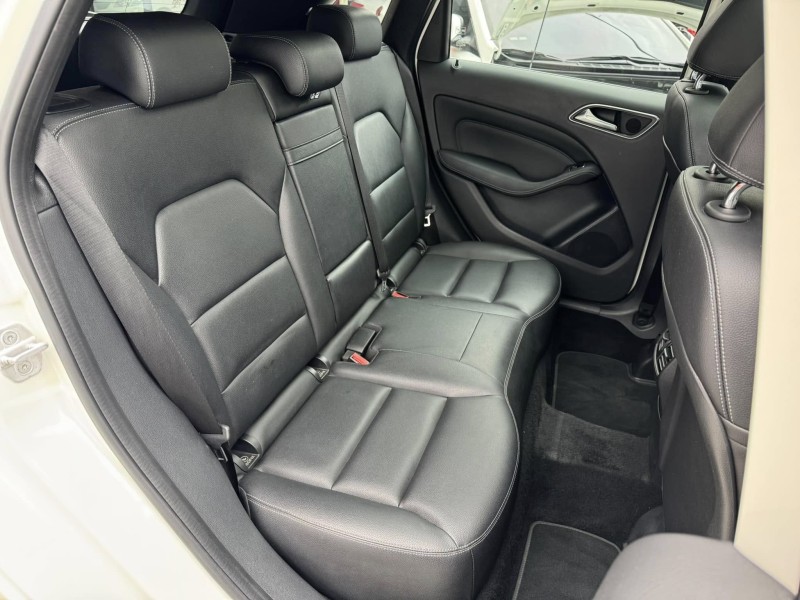 Mercedes-Benz/賓士   B-CLASS  B200 金鑽店~小改款 總代理B200 里程履約保證只跑8萬多公里 白色 全景天窗 雙電動記憶座椅 9安 循跡防滑 主動式安全預防系統 胎壓監控 免鑰啟動車門鎖 定速 自動停車 光感應頭燈 雨滴感應雨刷 倒車影像 後座出風口 藍芽通訊 換檔撥片 LED頭燈 尾燈 日行燈 等多項配備！ | 新北市汽車商業同業公會｜TACA優良車商聯盟｜中古、二手車買車賣車公會認證保固