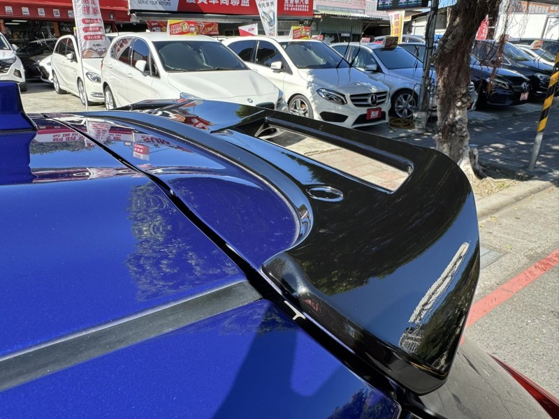 Toyota  Yaris 金鑽店~YARIS  1.5  S版 主要配備有，循跡防滑 斜坡起步 胎壓監控 7安 免鑰啟動車門鎖 定速 光感應頭燈 電動摺疊後視鏡 原廠大螢幕 導航 倒車影像 Apple CarPlay  LED日行燈 尾燈 空力套件等多項配備！ | 新北市汽車商業同業公會｜TACA優良車商聯盟｜中古、二手車買車賣車公會認證保固