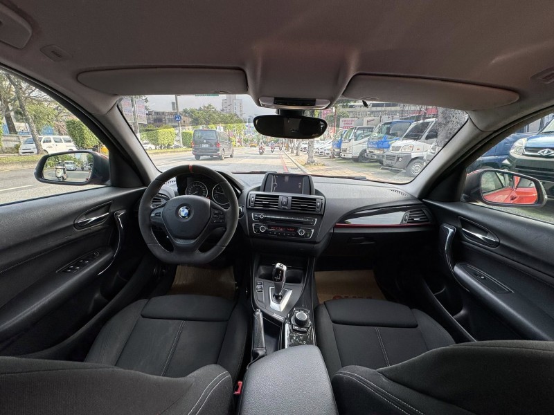 BMW/ 寶馬  1 SERIES  118i 運動版 金鑽店~BMW118i  Sport 掀背5門 優質代步車！前車主非常顧車，第三方認證，車況真的很好 里程履約保證只跑10萬初公里！ | 新北市汽車商業同業公會｜TACA優良車商聯盟｜中古、二手車買車賣車公會認證保固