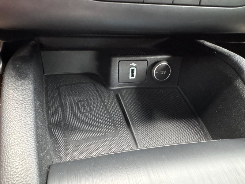 Ford/福特  Focus 金鑽店~Focus ST-Line 賽道版 8速手自排 1.5渦輪增壓 182匹大馬力 里程履約保證只跑6萬多公里 第三方認證車 可提供全省保固！ | 新北市汽車商業同業公會｜TACA優良車商聯盟｜中古、二手車買車賣車公會認證保固