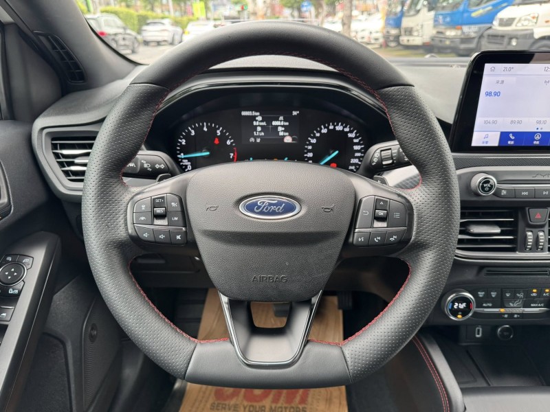 Ford/福特  Focus 金鑽店~Focus ST-Line 賽道版 8速手自排 1.5渦輪增壓 182匹大馬力 里程履約保證只跑6萬多公里 第三方認證車 可提供全省保固！ | 新北市汽車商業同業公會｜TACA優良車商聯盟｜中古、二手車買車賣車公會認證保固