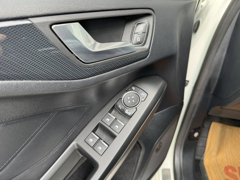 Ford/福特  Focus 金鑽店~Focus ST-Line 賽道版 8速手自排 1.5渦輪增壓 182匹大馬力 里程履約保證只跑6萬多公里 第三方認證車 可提供全省保固！ | 新北市汽車商業同業公會｜TACA優良車商聯盟｜中古、二手車買車賣車公會認證保固