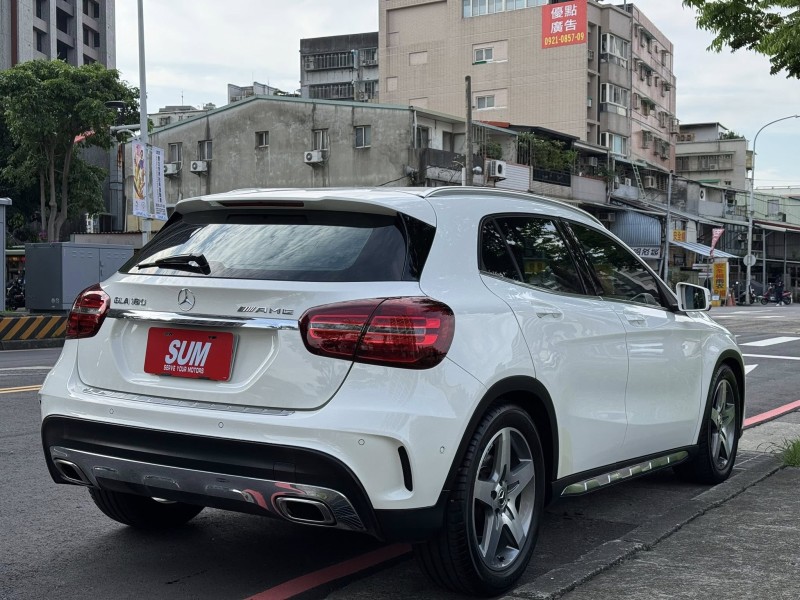 Mercedes-Benz/賓士   GLA-CLASS  GLA180 金鑽店~總代理GLA180 白1.6 渦輪增壓 AMG版 前輪驅動 雙離合器7速自手排 原廠保養紀錄 車況真的非常優 內裝也顧的很漂亮 非常適合小家庭用車！ | 新北市汽車商業同業公會｜TACA優良車商聯盟｜中古、二手車買車賣車公會認證保固