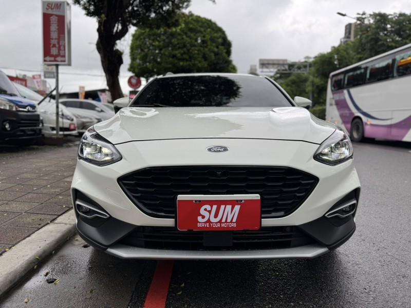 Ford/福特  Focus 金鑽店~FOCUS 1.5 任性版 旅行式 選配加裝360度環景影像 加購延長原廠保固6年 里程保證只跑18000公里 | 新北市汽車商業同業公會｜TACA優良車商聯盟｜中古、二手車買車賣車公會認證保固