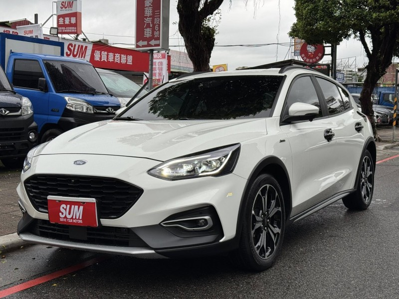Ford/福特  Focus 金鑽店~FOCUS 1.5 任性版 旅行式 選配加裝360度環景影像 加購延長原廠保固6年 里程保證只跑18000公里 | 新北市汽車商業同業公會｜TACA優良車商聯盟｜中古、二手車買車賣車公會認證保固