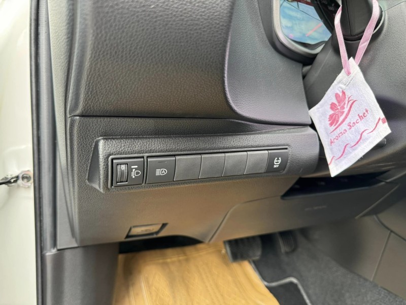 Toyota  Altis 金鑽店~自用車證只跑5萬公里，ACC跟車+車道偏移，AEB自動煞停，恆溫空調 | 新北市汽車商業同業公會｜TACA優良車商聯盟｜中古、二手車買車賣車公會認證保固