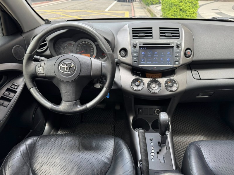 Toyota  RAV4 金鑽店~RAV4 黑色 2.4G尊貴版 里程保證 車況優值 非常好開 妥善率高 超優值代步神車！ | 新北市汽車商業同業公會｜TACA優良車商聯盟｜中古、二手車買車賣車公會認證保固