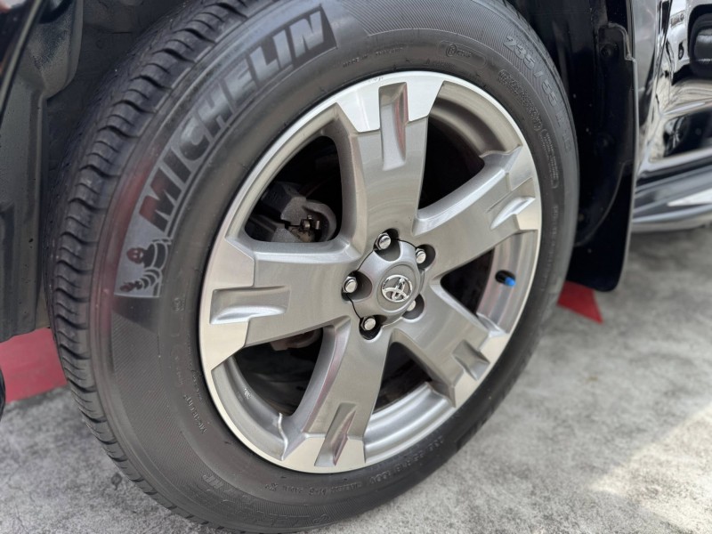 Toyota  RAV4 金鑽店~RAV4 黑色 2.4G尊貴版 里程保證 車況優值 非常好開 妥善率高 超優值代步神車！ | 新北市汽車商業同業公會｜TACA優良車商聯盟｜中古、二手車買車賣車公會認證保固