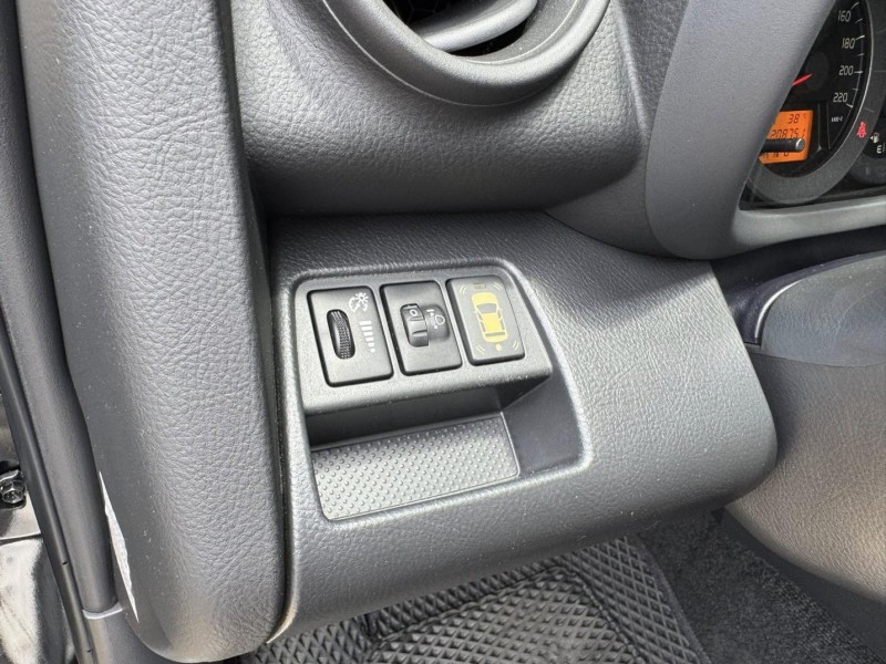 Toyota  RAV4 金鑽店~RAV4 黑色 2.4G尊貴版 里程保證 車況優值 非常好開 妥善率高 超優值代步神車！ | 新北市汽車商業同業公會｜TACA優良車商聯盟｜中古、二手車買車賣車公會認證保固