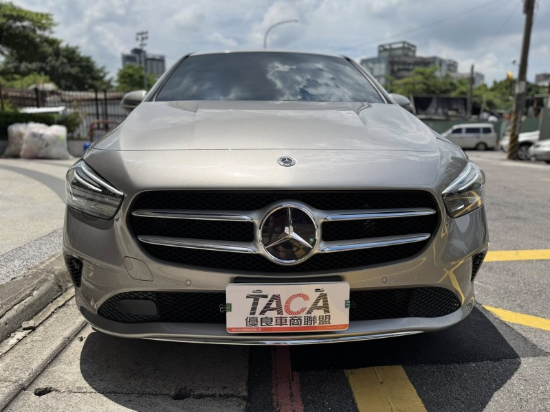 Mercedes-Benz/賓士   B-CLASS  B200 金鑽店~賓士總代理 B200 銀灰色 1.3 渦輪增壓 163匹馬力 前輪驅動 雙離合器7速自手排 | 新北市汽車商業同業公會｜TACA優良車商聯盟｜中古、二手車買車賣車公會認證保固
