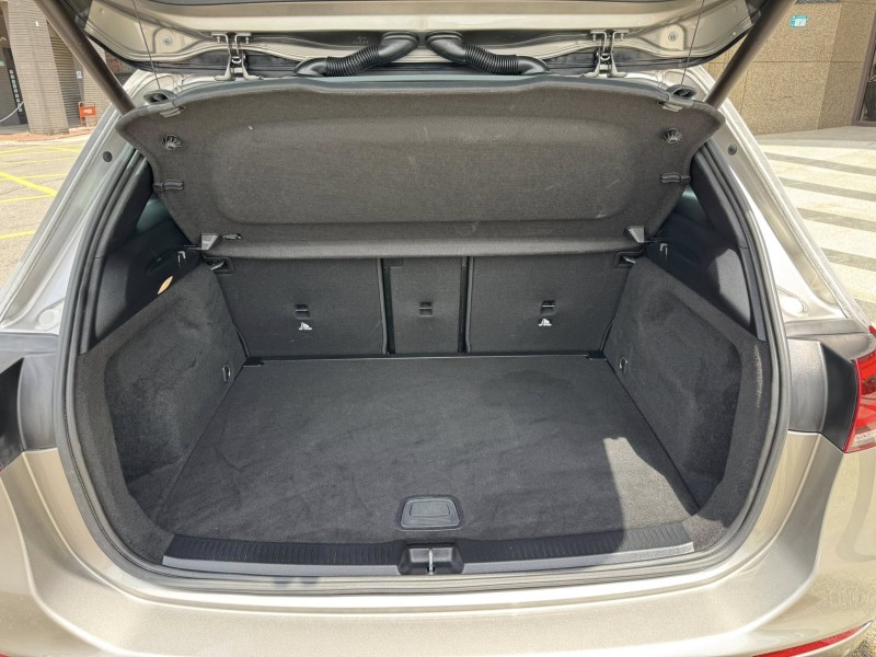 Mercedes-Benz/賓士   B-CLASS  B200 金鑽店~賓士總代理 B200 銀灰色 1.3 渦輪增壓 163匹馬力 前輪驅動 雙離合器7速自手排 | 新北市汽車商業同業公會｜TACA優良車商聯盟｜中古、二手車買車賣車公會認證保固