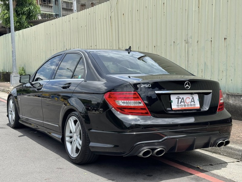 Mercedes-Benz/賓士   C-CLASS  C250 金鑽店~  C250 AMG版 1.8 直列4缸 渦輪增壓 204匹 7速手自排 天窗 定速 電動座椅 9安 安卓機 無線Apple CarPlay   | 新北市汽車商業同業公會｜TACA優良車商聯盟｜中古、二手車買車賣車公會認證保固