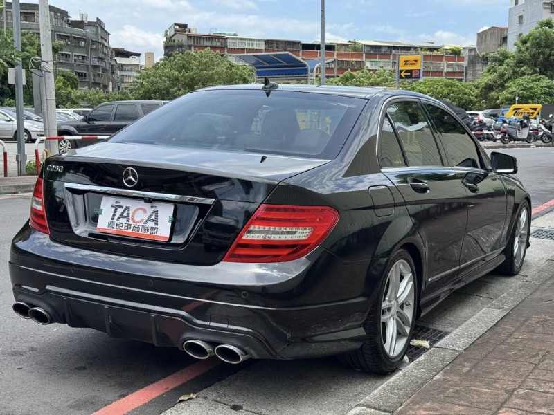 Mercedes-Benz/賓士   C-CLASS  C250 金鑽店~  C250 AMG版 1.8 直列4缸 渦輪增壓 204匹 7速手自排 天窗 定速 電動座椅 9安 安卓機 無線Apple CarPlay   | 新北市汽車商業同業公會｜TACA優良車商聯盟｜中古、二手車買車賣車公會認證保固
