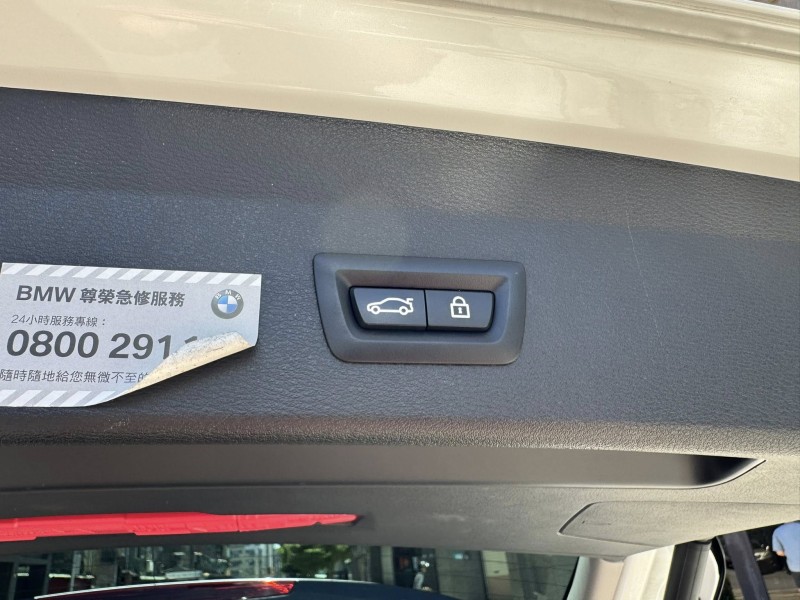 BMW/ 寶馬  X1 SERIES  X1 sDrive20i 金鑽店~BMW X1 總代理 20i  渦輪增壓 192匹馬力 前輪驅動 7速自手排 里程保證5萬多公里 車況超優 可提供SUM全省保固！ | 新北市汽車商業同業公會｜TACA優良車商聯盟｜中古、二手車買車賣車公會認證保固