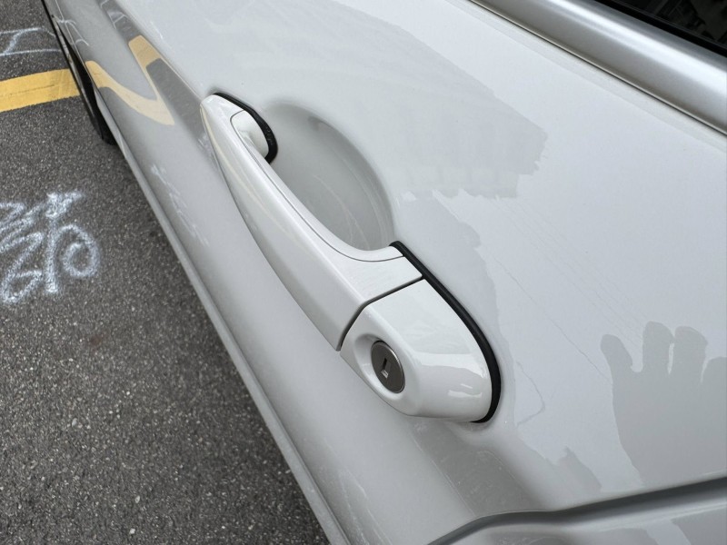 BMW/ 寶馬  1 SERIES  118i 金鑽店~優質美車 2019年式 BMW118i 白 里程保證只跑5萬多公里  | 新北市汽車商業同業公會｜TACA優良車商聯盟｜中古、二手車買車賣車公會認證保固