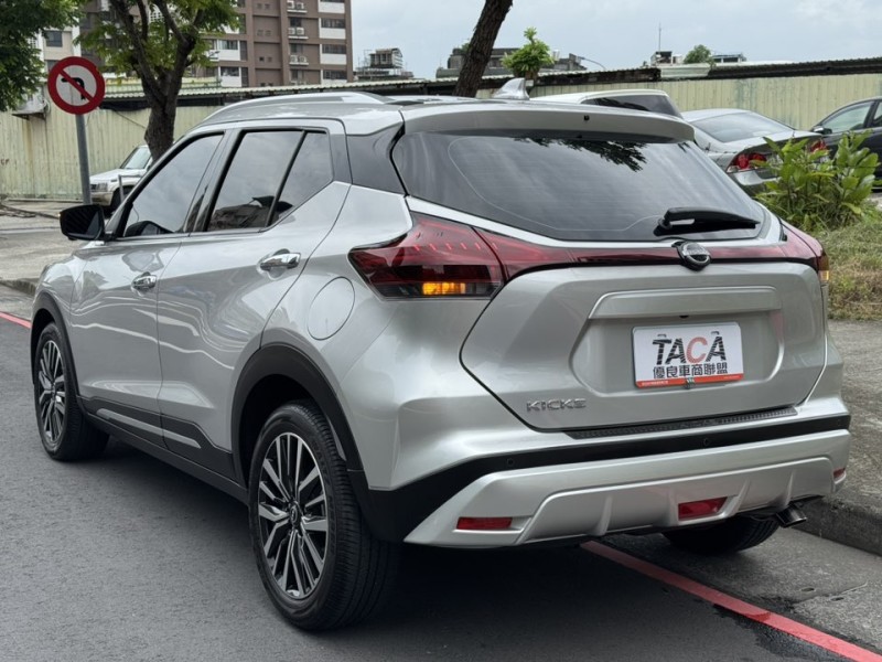 Nissan  Kicks 金鑽店~Kicks 大改款 旗艦版1.6 自然進氣 直列4缸 135匹馬力 加購平衡桿 下護板 底盤防鏽 原廠6年6大系統保固 里程保證只跑16000多公里！ | 新北市汽車商業同業公會｜TACA優良車商聯盟｜中古、二手車買車賣車公會認證保固