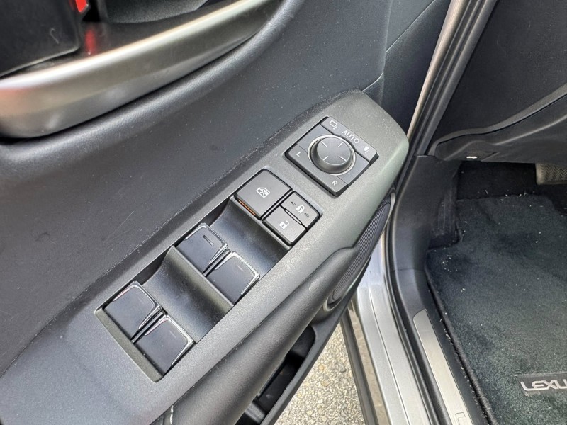Lexus  NX 金鑽店~2020年式 LEXUS NX200 菁英 Plus版 自然進氣 150匹馬力 CVT8速手自排 只跑3萬多公里 車況超優！ | 新北市汽車商業同業公會｜TACA優良車商聯盟｜中古、二手車買車賣車公會認證保固