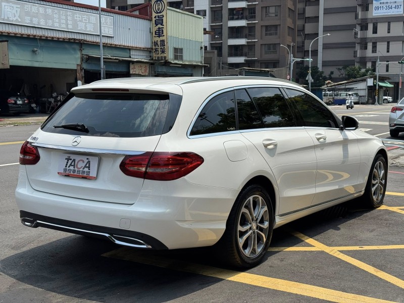 Mercedes-Benz/賓士   C-CLASS  C200 金鑽店~C200 Avantgarde  旅行式 5門掀背  9速手自排 渦輪增壓 184匹馬力 2.0 後輪驅動  里程保證11萬多公里 車況超優！ | 新北市汽車商業同業公會｜TACA優良車商聯盟｜中古、二手車買車賣車公會認證保固