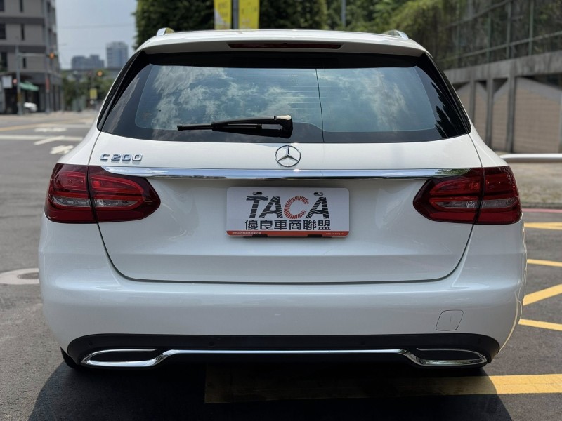 Mercedes-Benz/賓士   C-CLASS  C200 金鑽店~C200 Avantgarde  旅行式 5門掀背  9速手自排 渦輪增壓 184匹馬力 2.0 後輪驅動  里程保證11萬多公里 車況超優！ | 新北市汽車商業同業公會｜TACA優良車商聯盟｜中古、二手車買車賣車公會認證保固