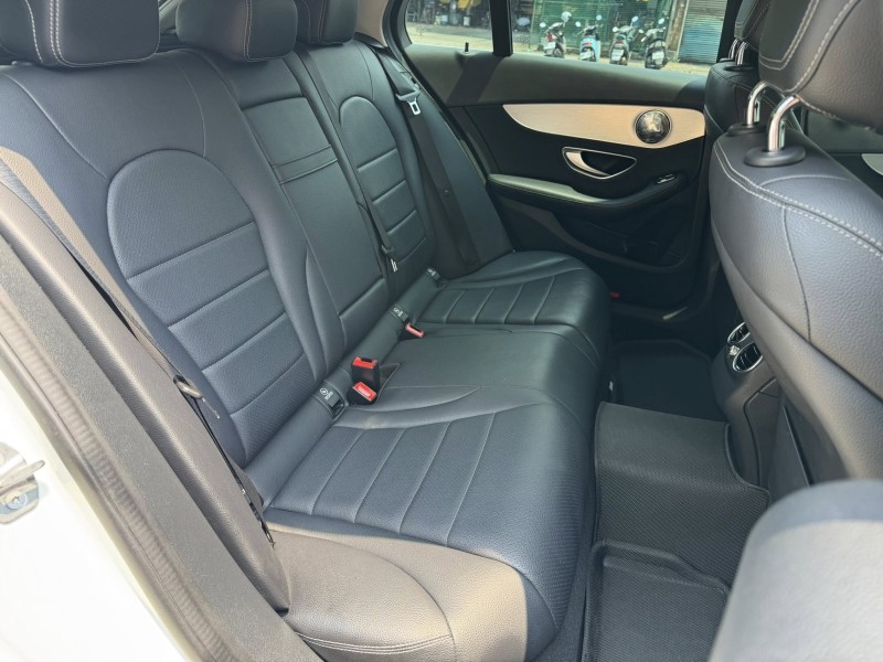 Mercedes-Benz/賓士   C-CLASS  C200 金鑽店~C200 Avantgarde  旅行式 5門掀背  9速手自排 渦輪增壓 184匹馬力 2.0 後輪驅動  里程保證11萬多公里 車況超優！ | 新北市汽車商業同業公會｜TACA優良車商聯盟｜中古、二手車買車賣車公會認證保固