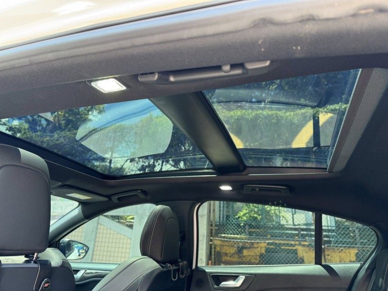 Ford/福特  Focus 金鑽店~FOCUS  正ST 2.3 進口版 掀背 280匹馬力 渦輪增壓 7速手自排 前輪驅動 RECARO雙前座跑車座椅 4門迎賓燈 全螢幕智慧行車記錄器!! | 新北市汽車商業同業公會｜TACA優良車商聯盟｜中古、二手車買車賣車公會認證保固