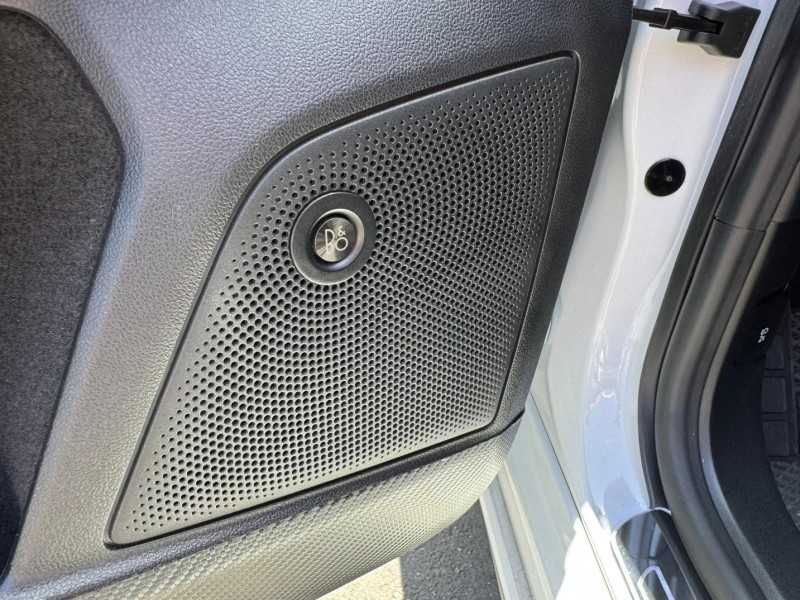 Ford/福特  Focus 金鑽店~FOCUS  正ST 2.3 進口版 掀背 280匹馬力 渦輪增壓 7速手自排 前輪驅動 RECARO雙前座跑車座椅 4門迎賓燈 全螢幕智慧行車記錄器!! | 新北市汽車商業同業公會｜TACA優良車商聯盟｜中古、二手車買車賣車公會認證保固