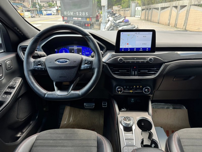Ford/福特  Kuga 金鑽店~Kuga ST-Line X AWD 2.0  白色 8速手自排 250匹馬力 渦輪增壓 4輪驅動 大滿配 第三方認證車 里程履約保證！ | 新北市汽車商業同業公會｜TACA優良車商聯盟｜中古、二手車買車賣車公會認證保固
