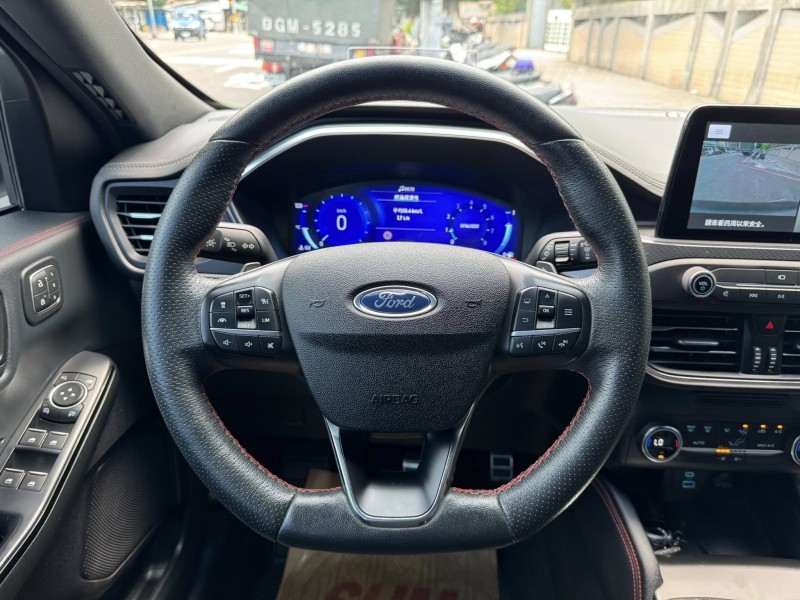 Ford/福特  Kuga 金鑽店~Kuga ST-Line X AWD 2.0  白色 8速手自排 250匹馬力 渦輪增壓 4輪驅動 大滿配 第三方認證車 里程履約保證！ | 新北市汽車商業同業公會｜TACA優良車商聯盟｜中古、二手車買車賣車公會認證保固