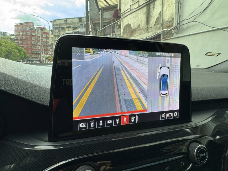Ford/福特  Focus 金鑽店~Focus ST-Line 8速手自排 1.5渦輪增壓 182匹大馬力 里程履約保證只跑7萬多公里 第三方認證車 可提供全省保固！ | 新北市汽車商業同業公會｜TACA優良車商聯盟｜中古、二手車買車賣車公會認證保固