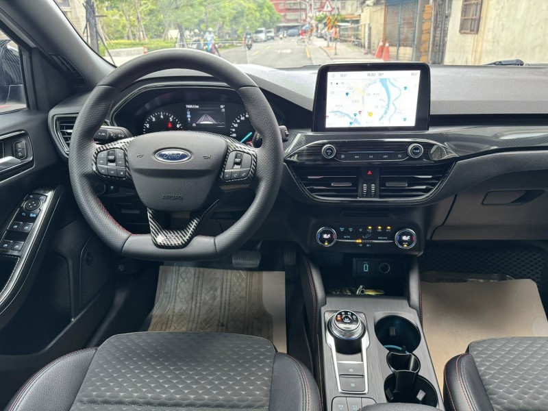 Ford/福特  Focus 金鑽店~Focus ST-Line 8速手自排 1.5渦輪增壓 182匹大馬力 里程履約保證只跑7萬多公里 第三方認證車 可提供全省保固！ | 新北市汽車商業同業公會｜TACA優良車商聯盟｜中古、二手車買車賣車公會認證保固
