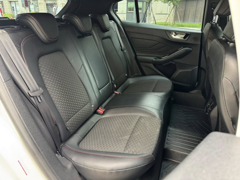 Ford/福特  Focus 金鑽店~Focus ST-Line 8速手自排 1.5渦輪增壓 182匹大馬力 里程履約保證只跑7萬多公里 第三方認證車 可提供全省保固！ | 新北市汽車商業同業公會｜TACA優良車商聯盟｜中古、二手車買車賣車公會認證保固