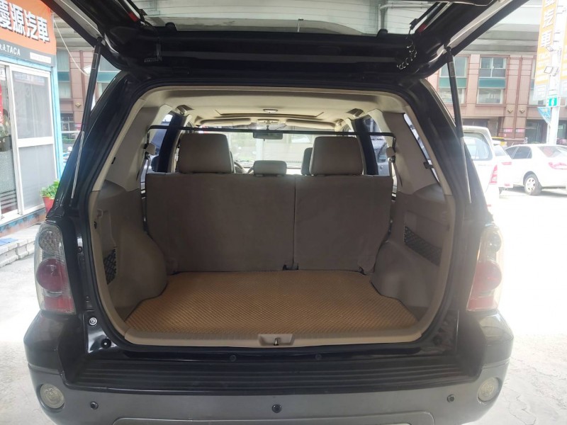 Ford/福特  Escape 2004年福特ESCAPE艾斯卡佩2.3(休旅車) | 新北市汽車商業同業公會｜TACA優良車商聯盟｜中古、二手車買車賣車公會認證保固