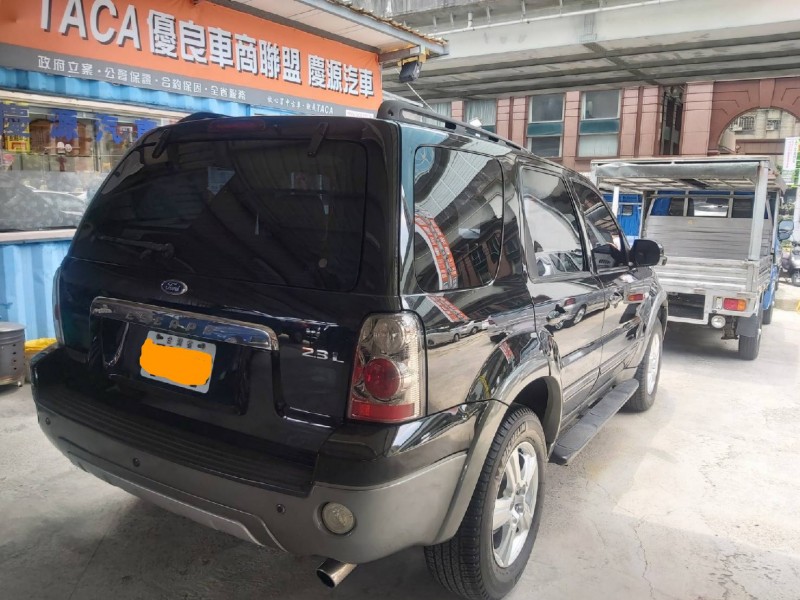 Ford/福特  Escape 2004年福特ESCAPE艾斯卡佩2.3(休旅車) | 新北市汽車商業同業公會｜TACA優良車商聯盟｜中古、二手車買車賣車公會認證保固