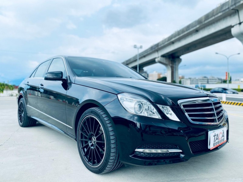 Mercedes-Benz/賓士   E-CLASS  E200 Avantgarde 2012年 BENZ 賓士 E200 黑色 1.8L 低里程 | 新北市汽車商業同業公會｜TACA優良車商聯盟｜中古、二手車買車賣車公會認證保固